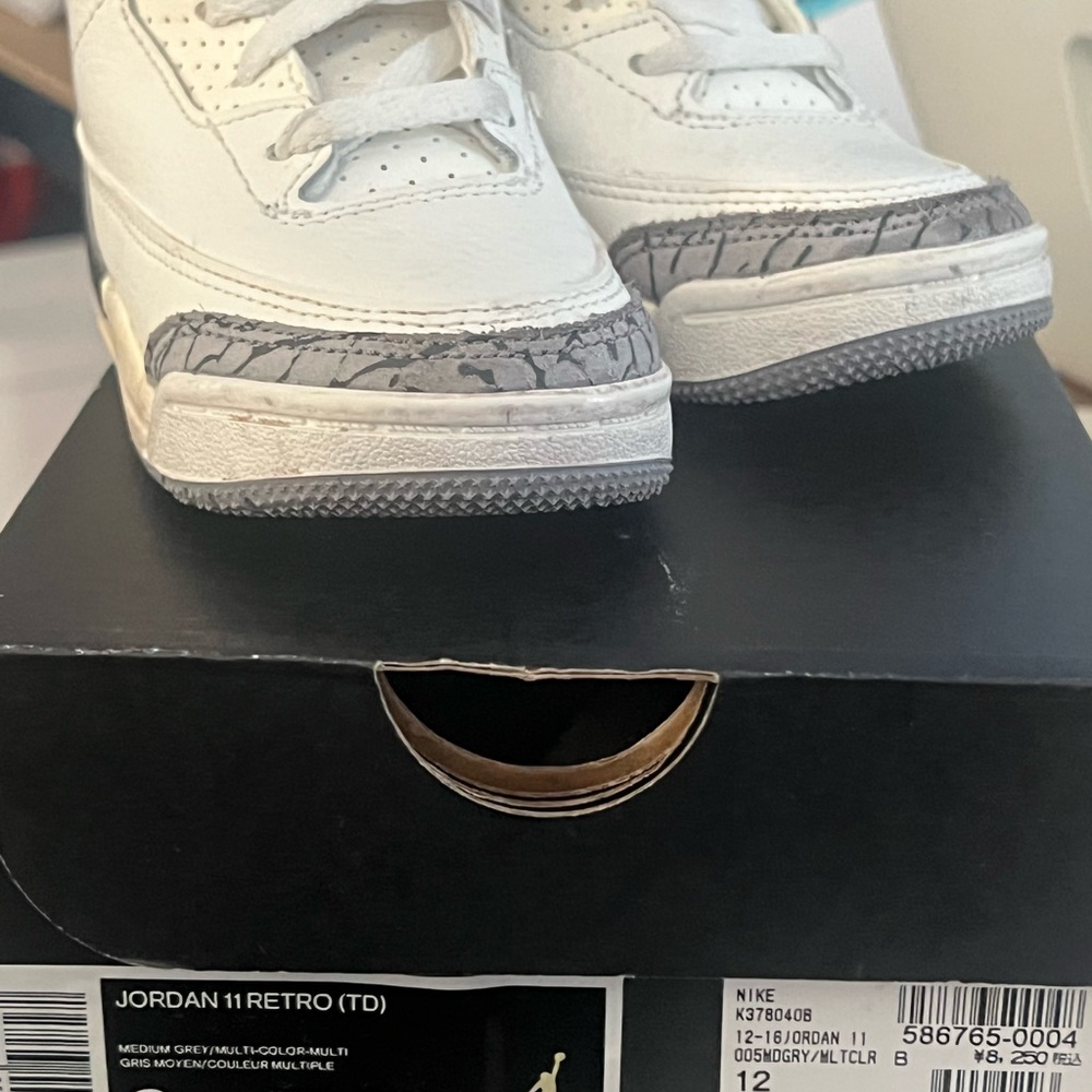 Nike White and Gray Sneakers with Elephant Print